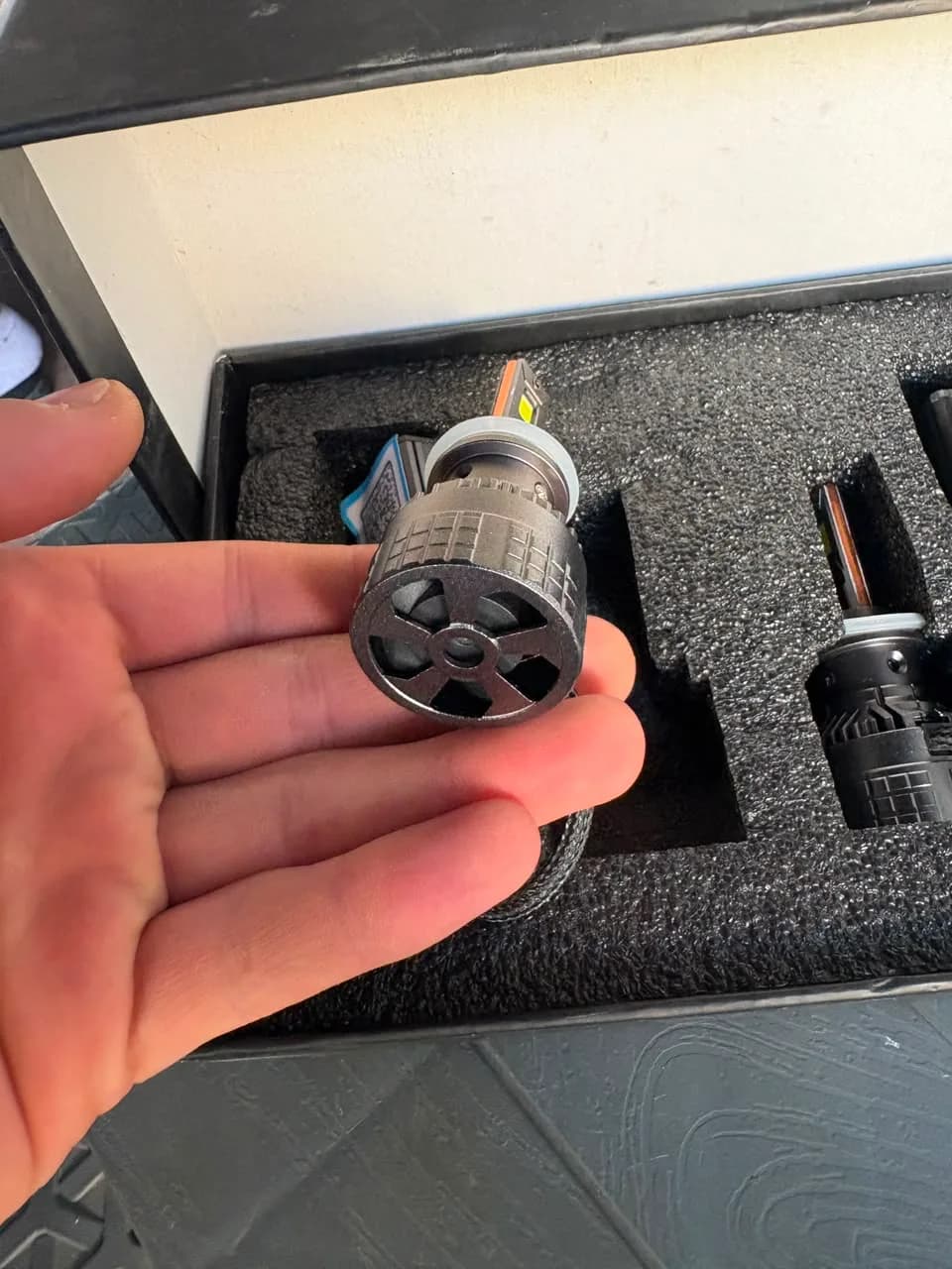 880 L1 55W 15K LM XV (PKG)