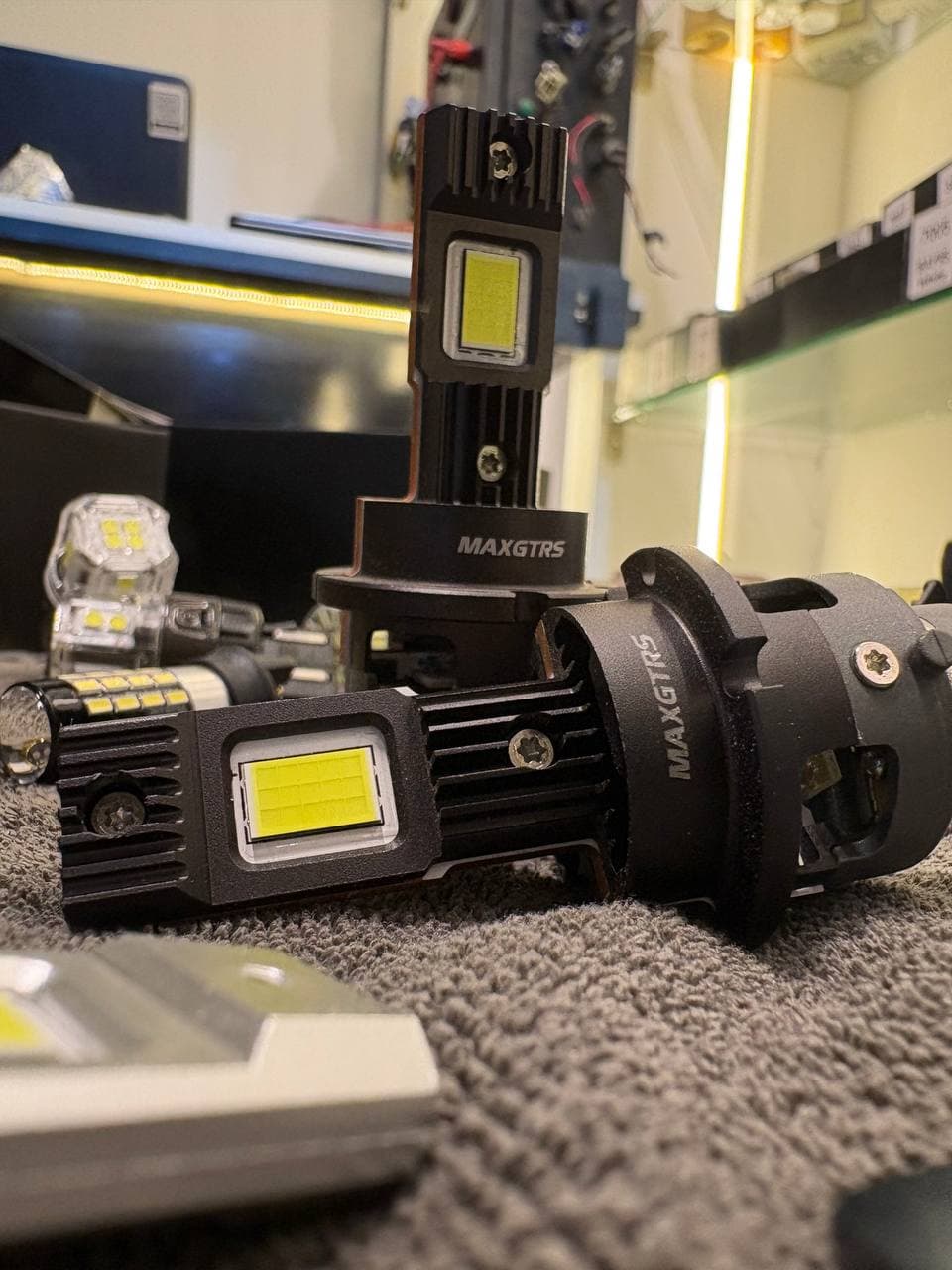 D4s Turbo 35W 6500K 28000LM MAXGTRS (PKG)