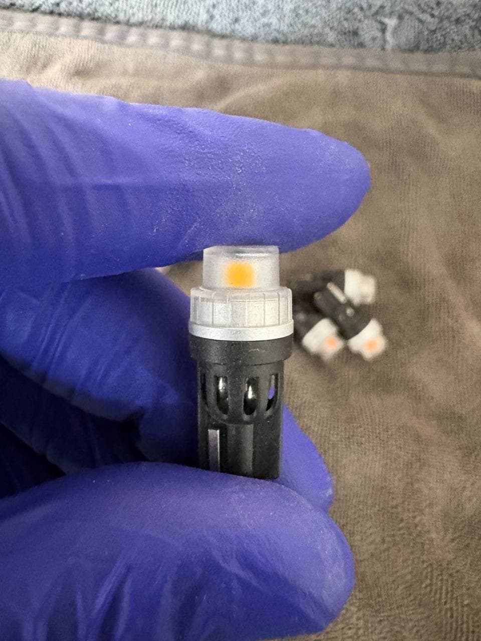 T10 MC2 MAXGTRS 3663-Orange DC12V-19V (1PC)