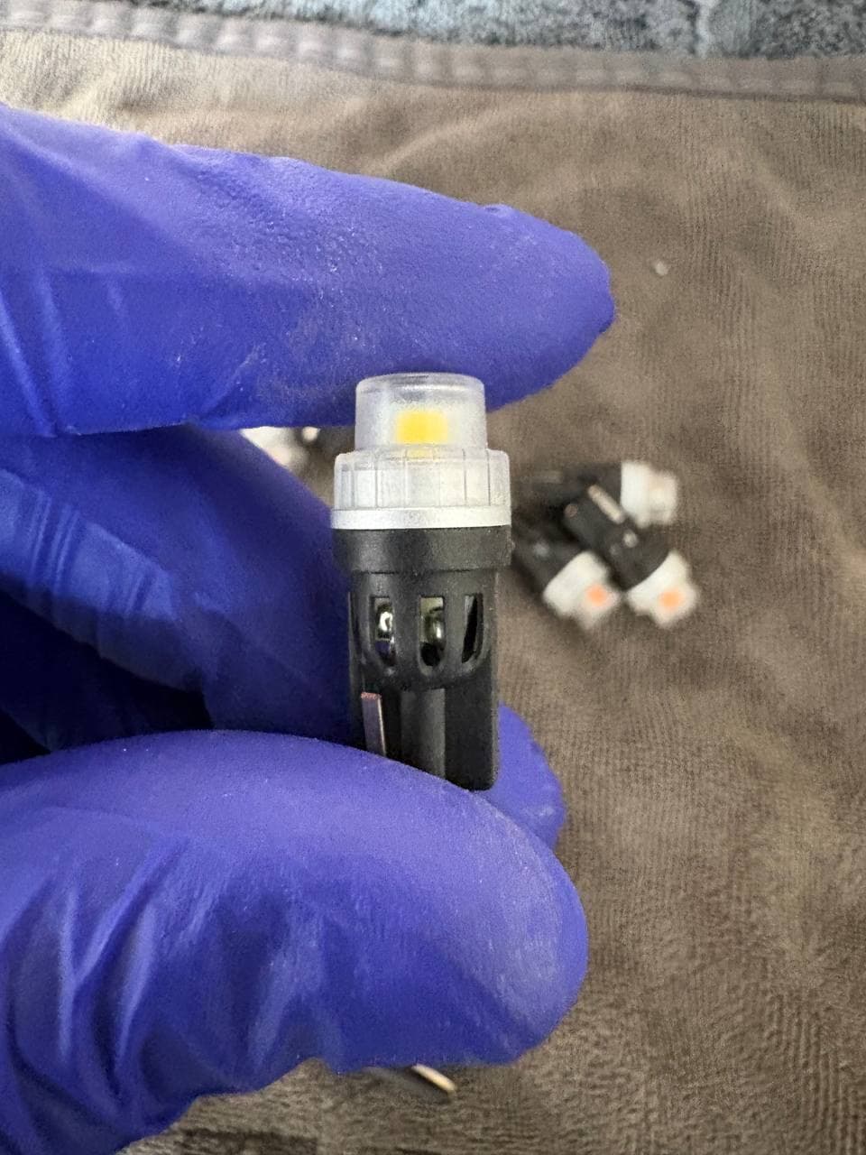 T10 MC2 MAXGTRS 3663-Warm DC12V-19V (1PC)