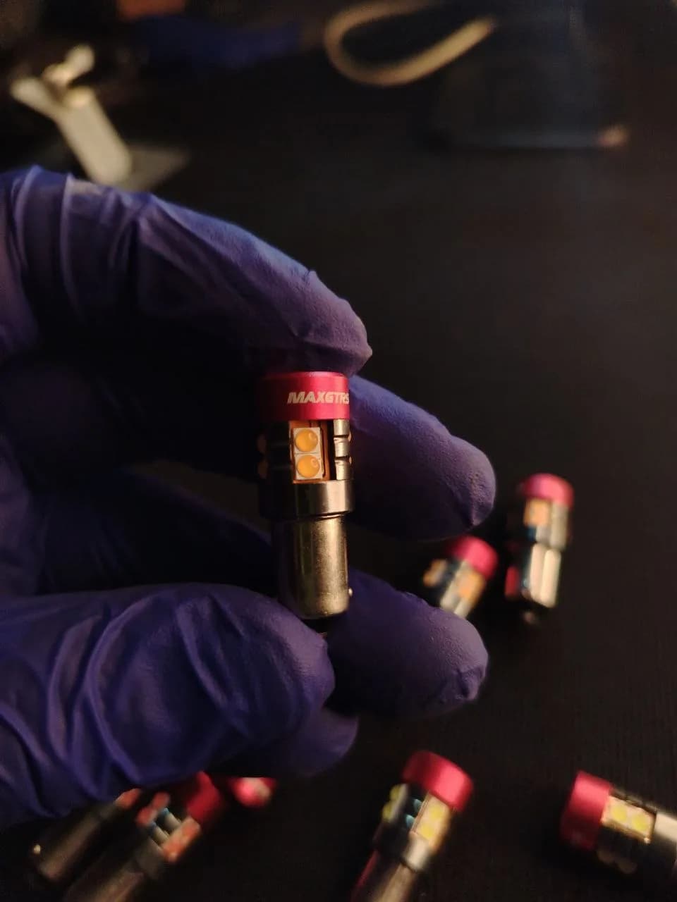 T4w - BAY9S MaxgTrs Red-ED Warm