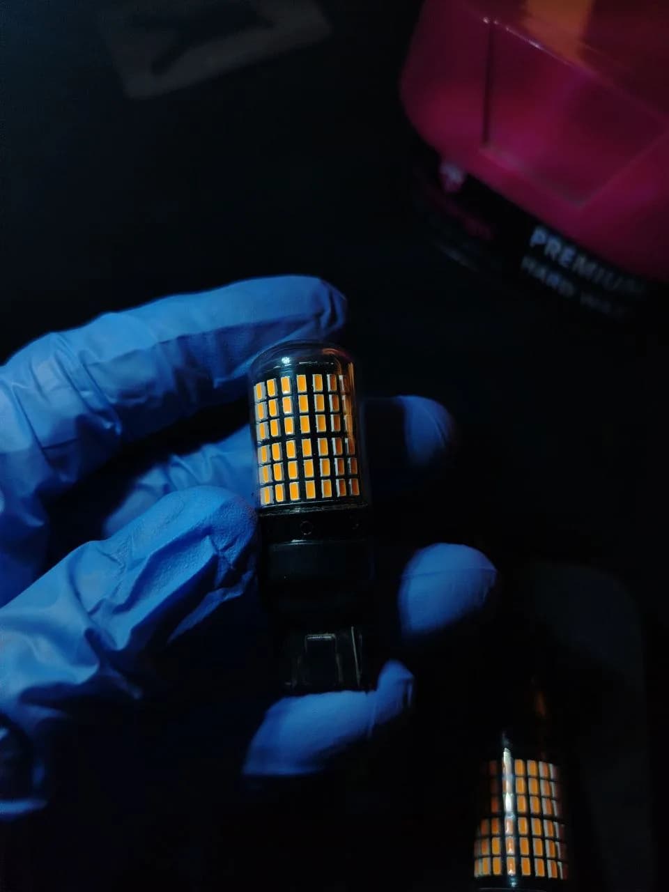 7440 Orange Glass
