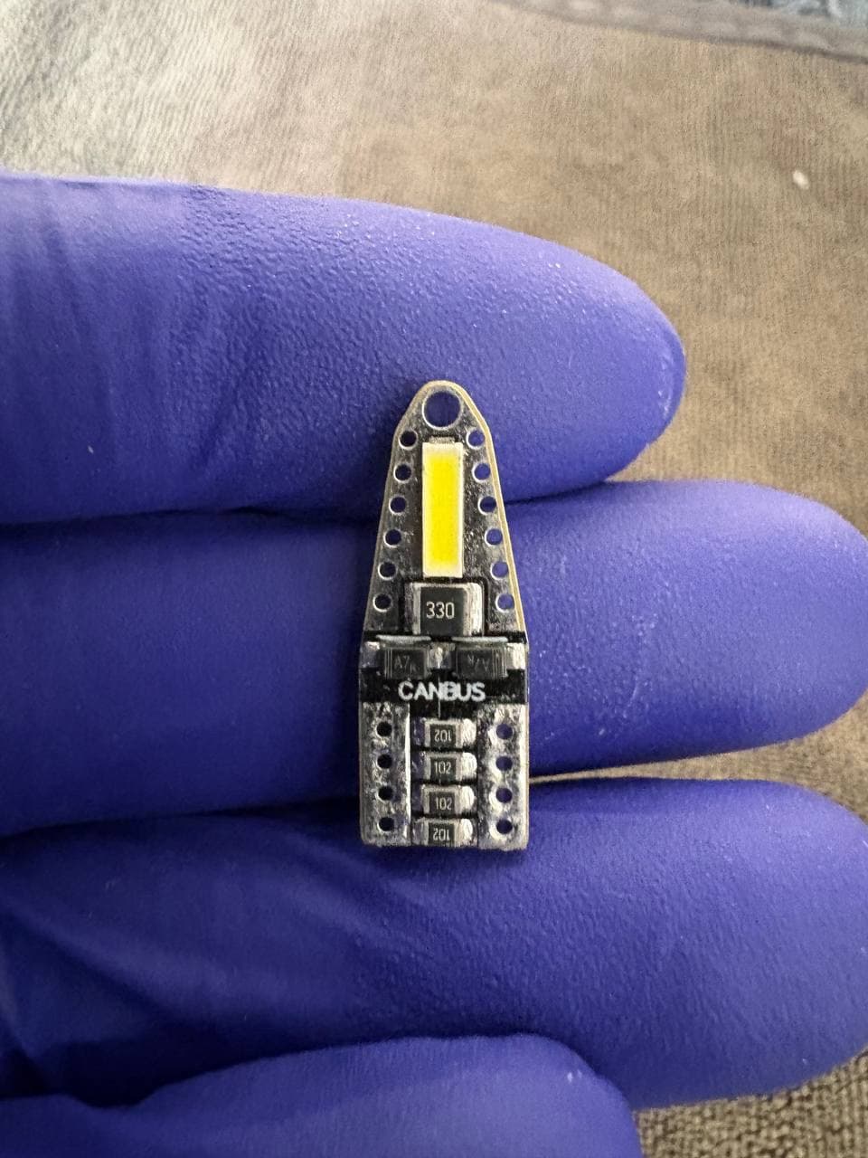 T10 M2 3690 - White DC 12-14V (1PC)