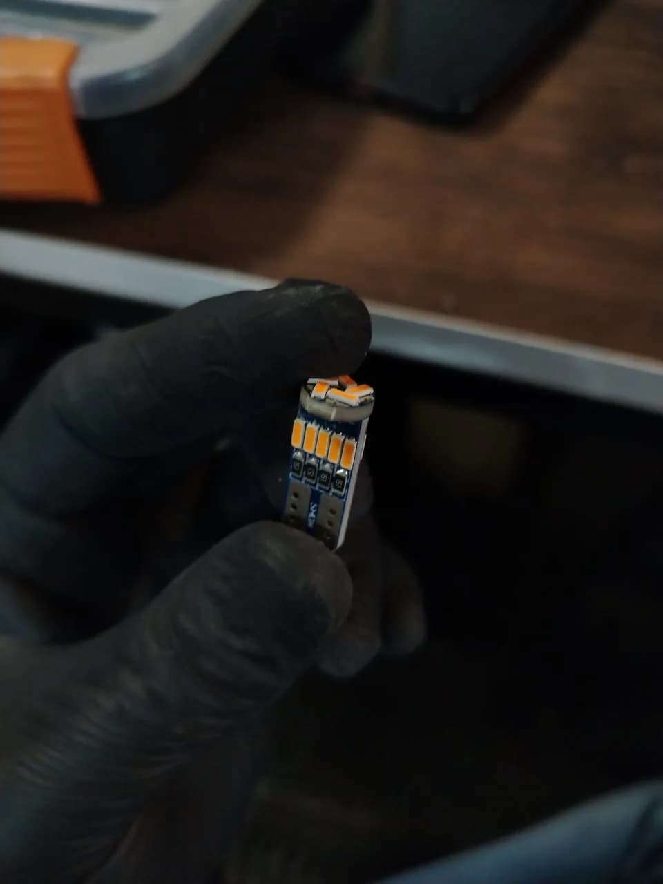 T10 15 SM Orange 1PC
